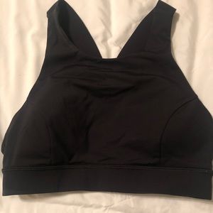 Lululemon Fast and Free sports bra